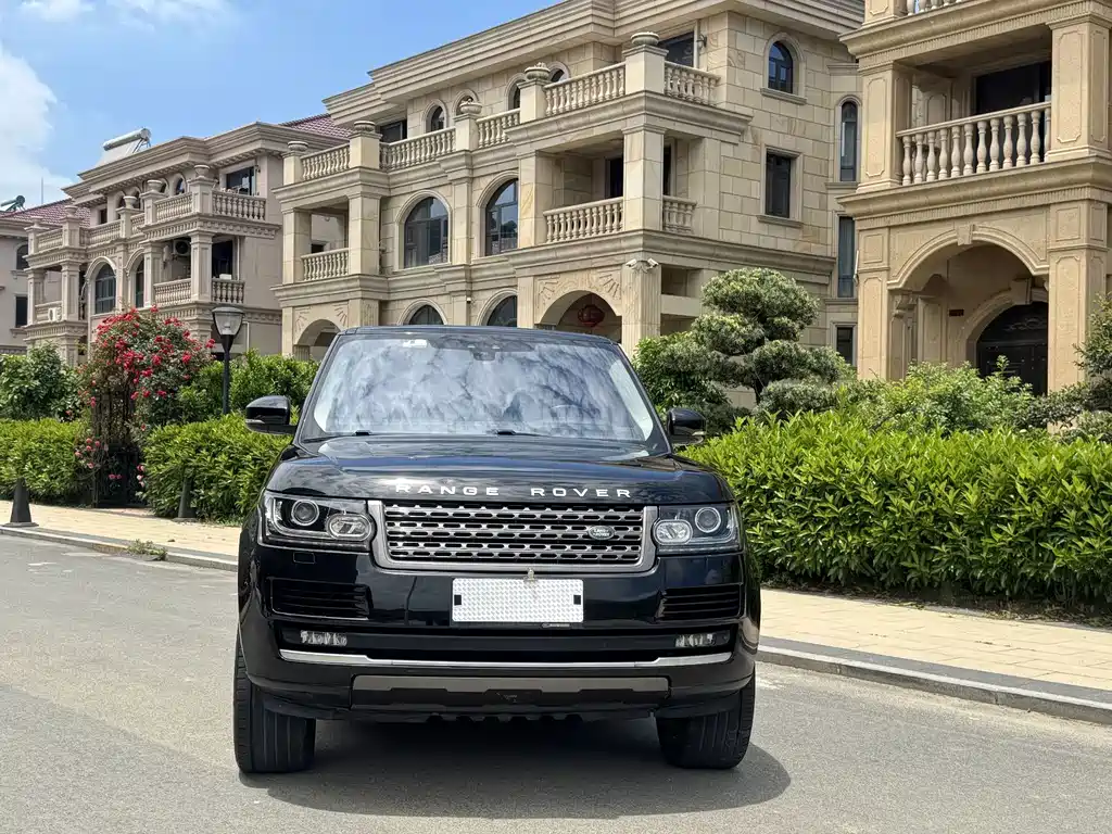 Land Rover Range Rover — миниатюра 2