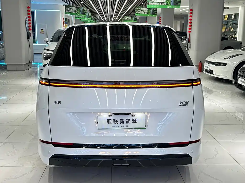XPeng X9 — миниатюра 8