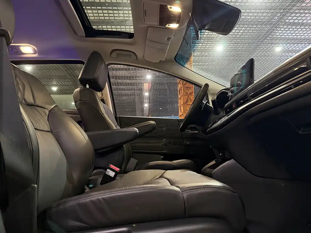 Honda Elysion — миниатюра 17