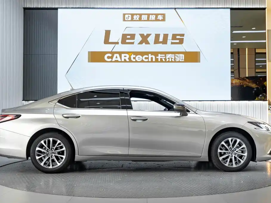 Lexus ES — миниатюра 4