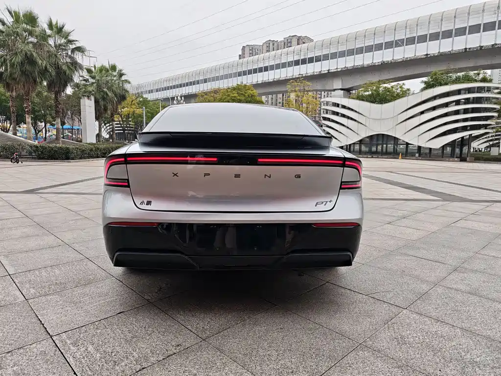 XIAOPENG P7+