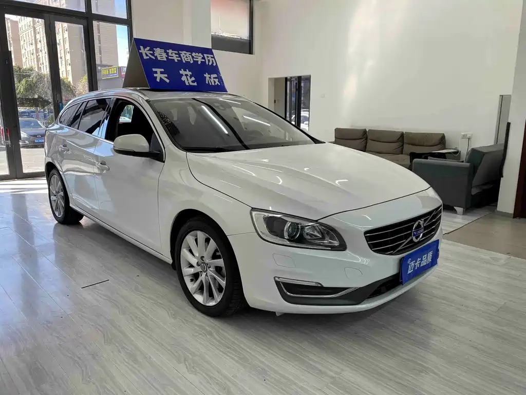 Volvo V60 — миниатюра 3