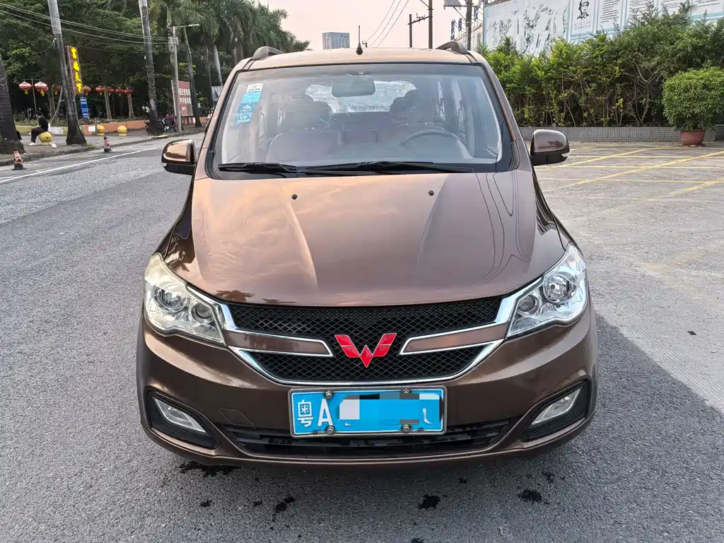 Wuling Hongguang — миниатюра 2