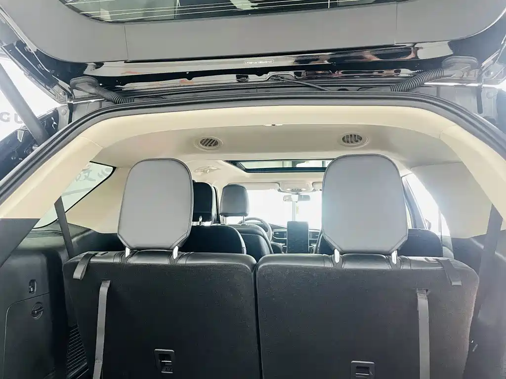 Ford Explorer — миниатюра 14