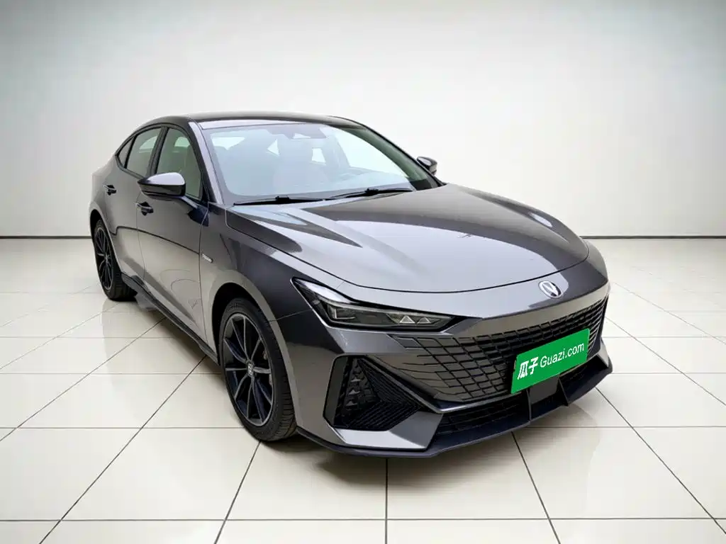 Changan UNI-V iDD — миниатюра 3