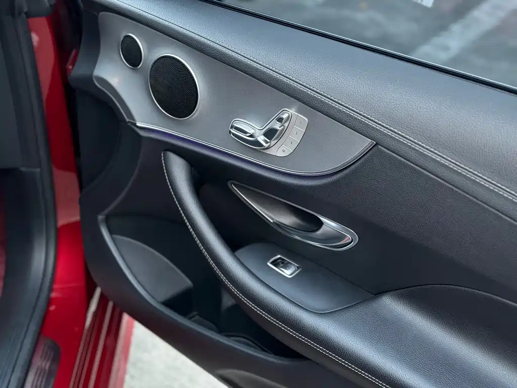 Mercedes-Benz E-Class (Import) — миниатюра 10