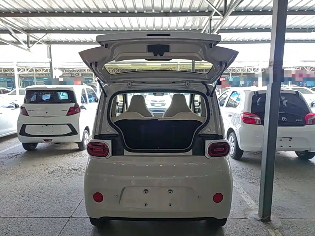 Wuling MINIEV — миниатюра 19