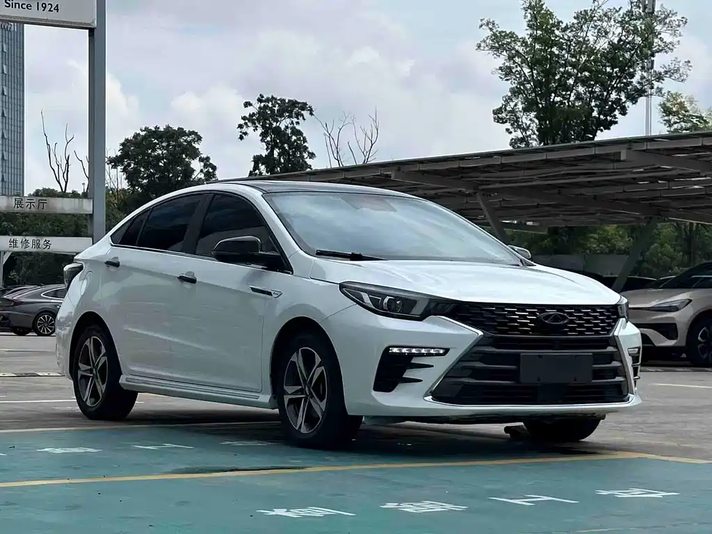 Chery Arrizo 5 PLUS — миниатюра 3