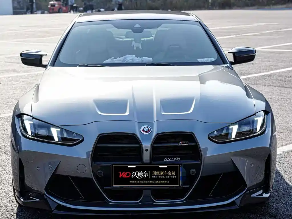 BMW M4 — миниатюра 2
