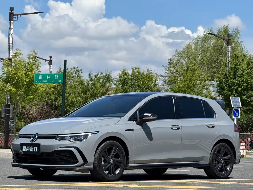 Volkswagen Golf 2022