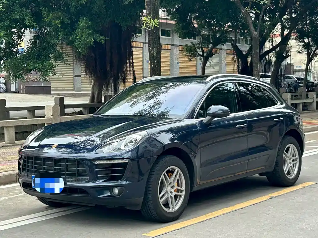 Porsche Macan 2016