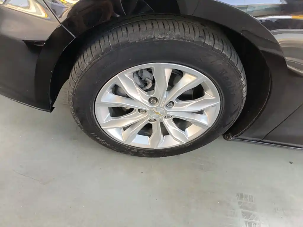 Chevrolet Malibu XL — миниатюра 23