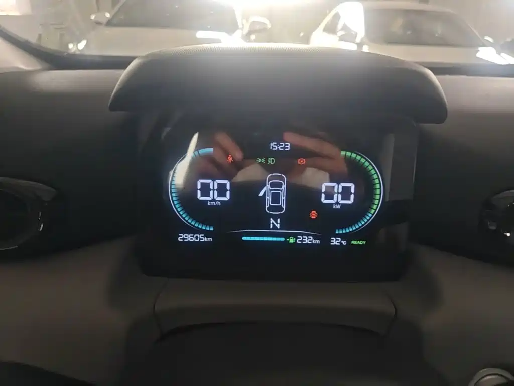 Leapmotor Leapmotor T03 — миниатюра 12