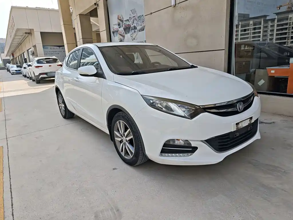 Changan Eado XT — миниатюра 4