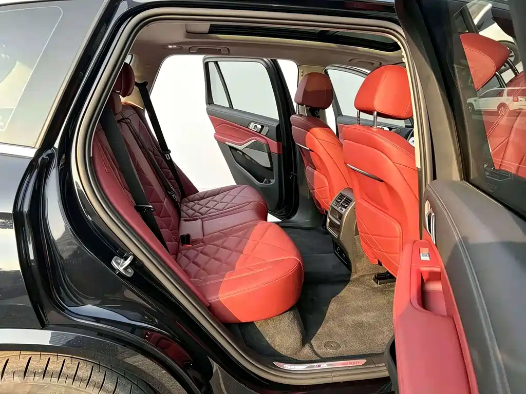 BMW X5 — миниатюра 7