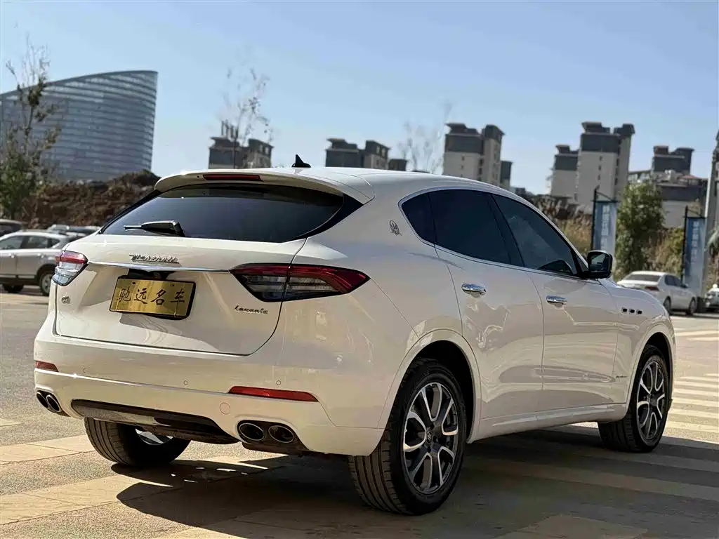 MASERATI LEVANTE