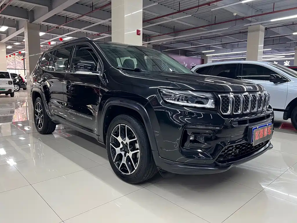 Jeep Grand Commander — миниатюра 3