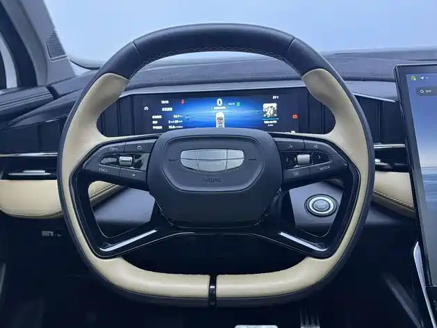 Geely Boyue L — миниатюра 10