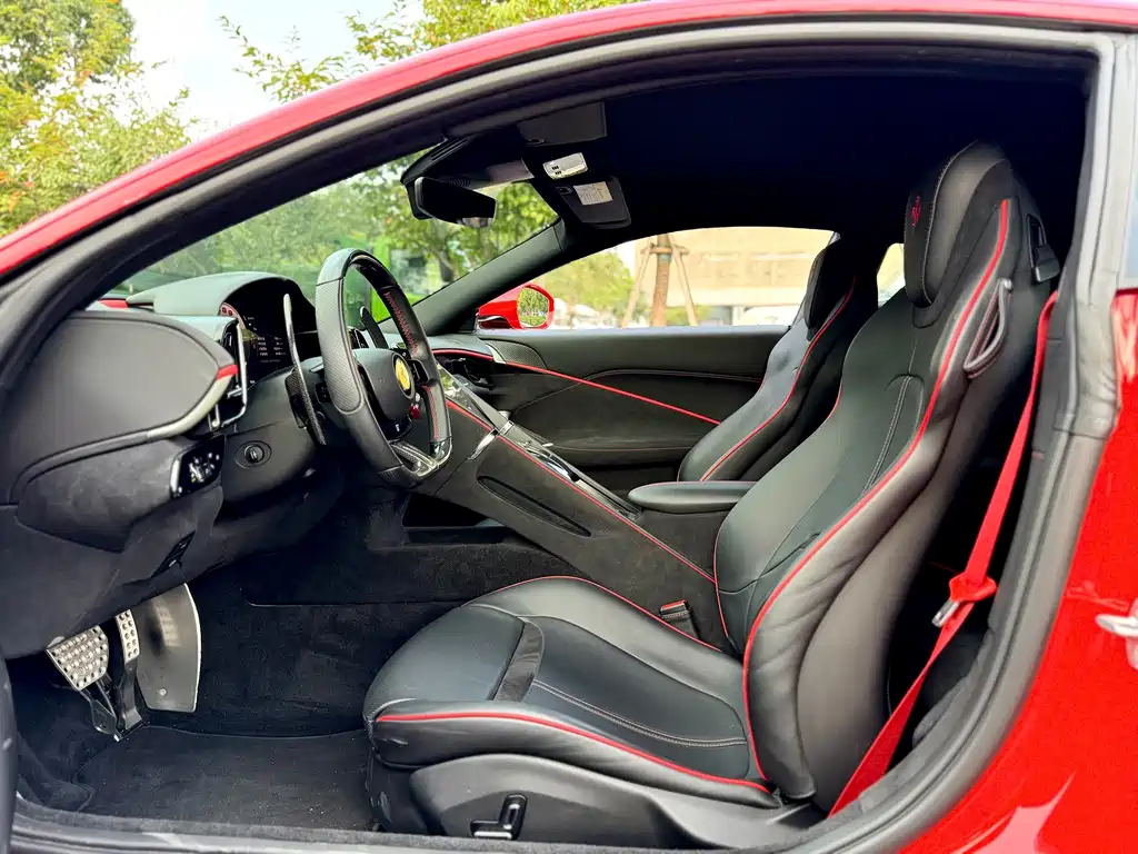 Ferrari Roma — миниатюра 8