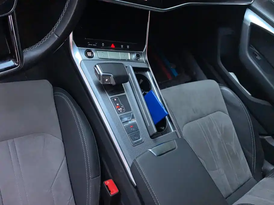Audi A6L — миниатюра 16
