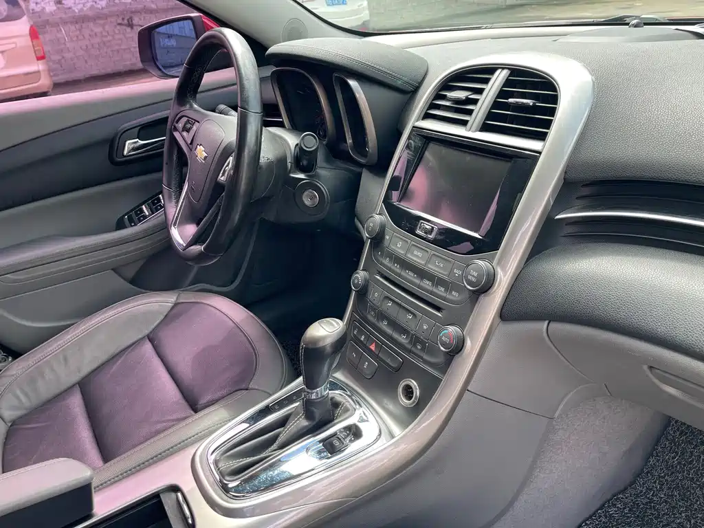 Chevrolet Malibu — миниатюра 10