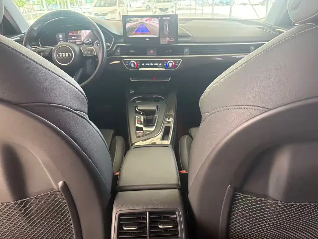 Audi A4L — миниатюра 7