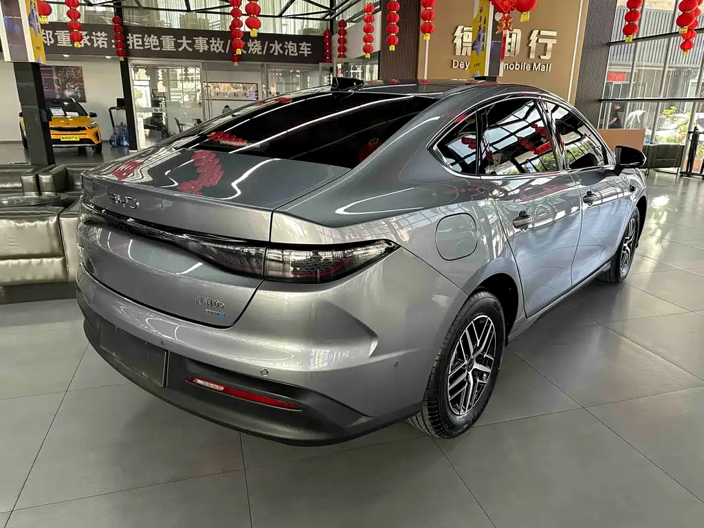 BYD Seal 05 DM-i — миниатюра 9