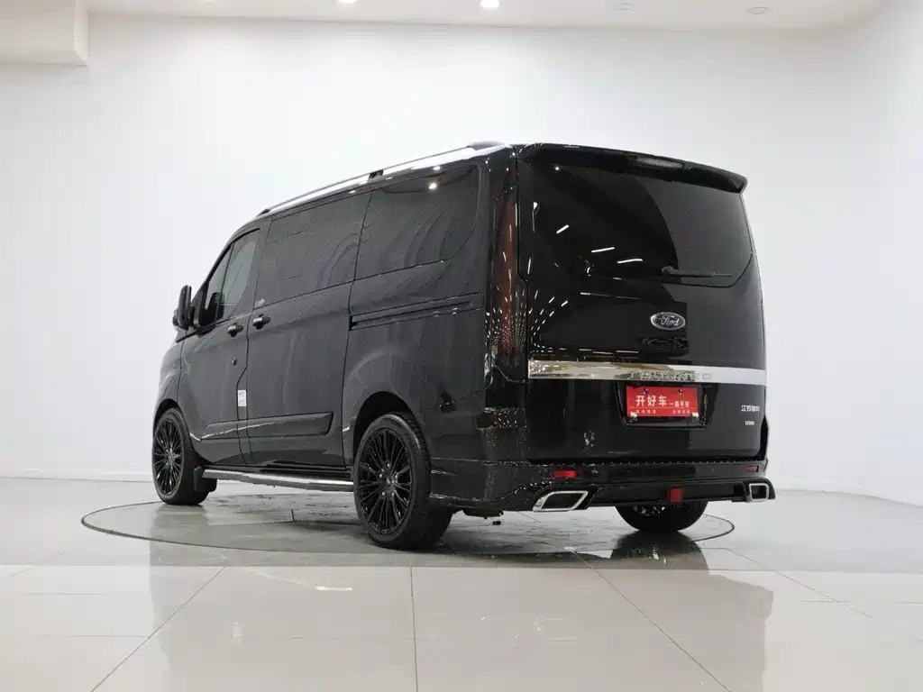 Ford Transit 2023 2.0T AT 5/6 мест