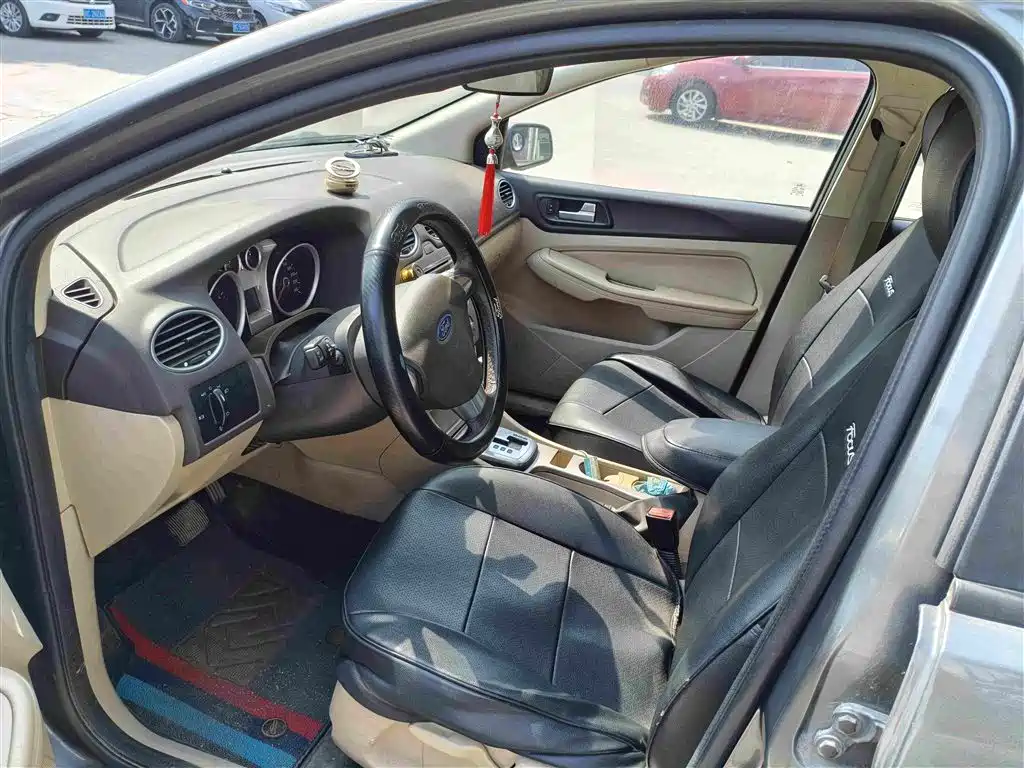 Ford Focus — миниатюра 4