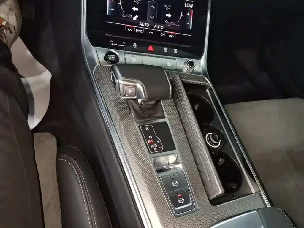 Audi A6L — миниатюра 14