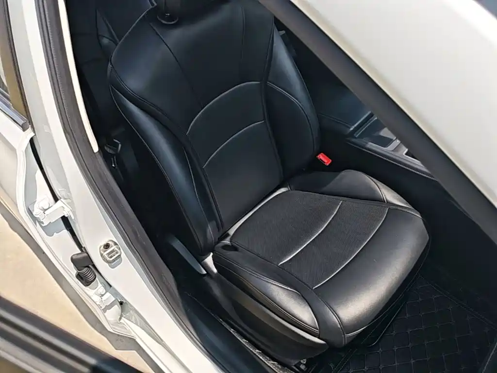 Roewe i5 — миниатюра 25