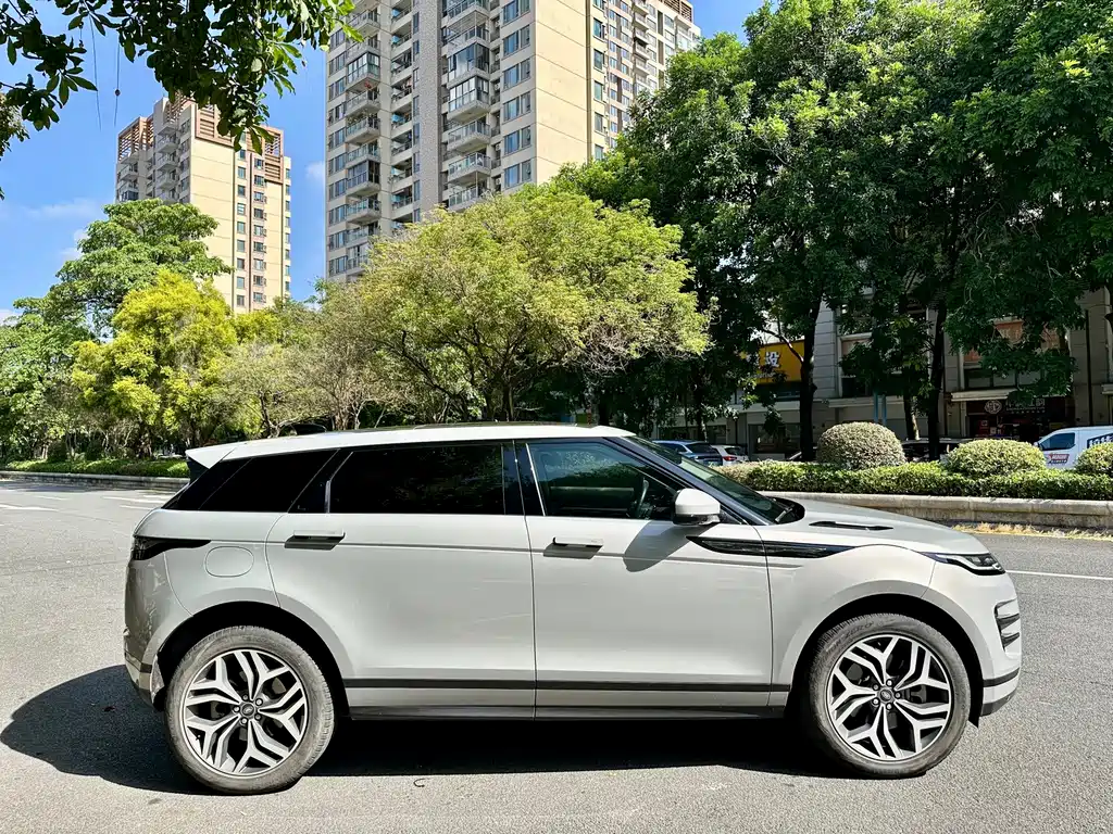 Land Rover Evoque — миниатюра 4