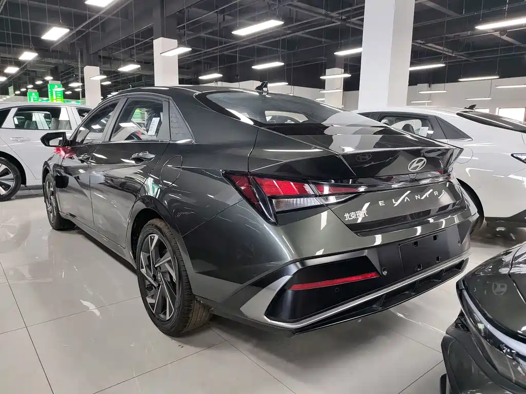 Hyundai Elantra 2023 1.5L CVT GLX Elite