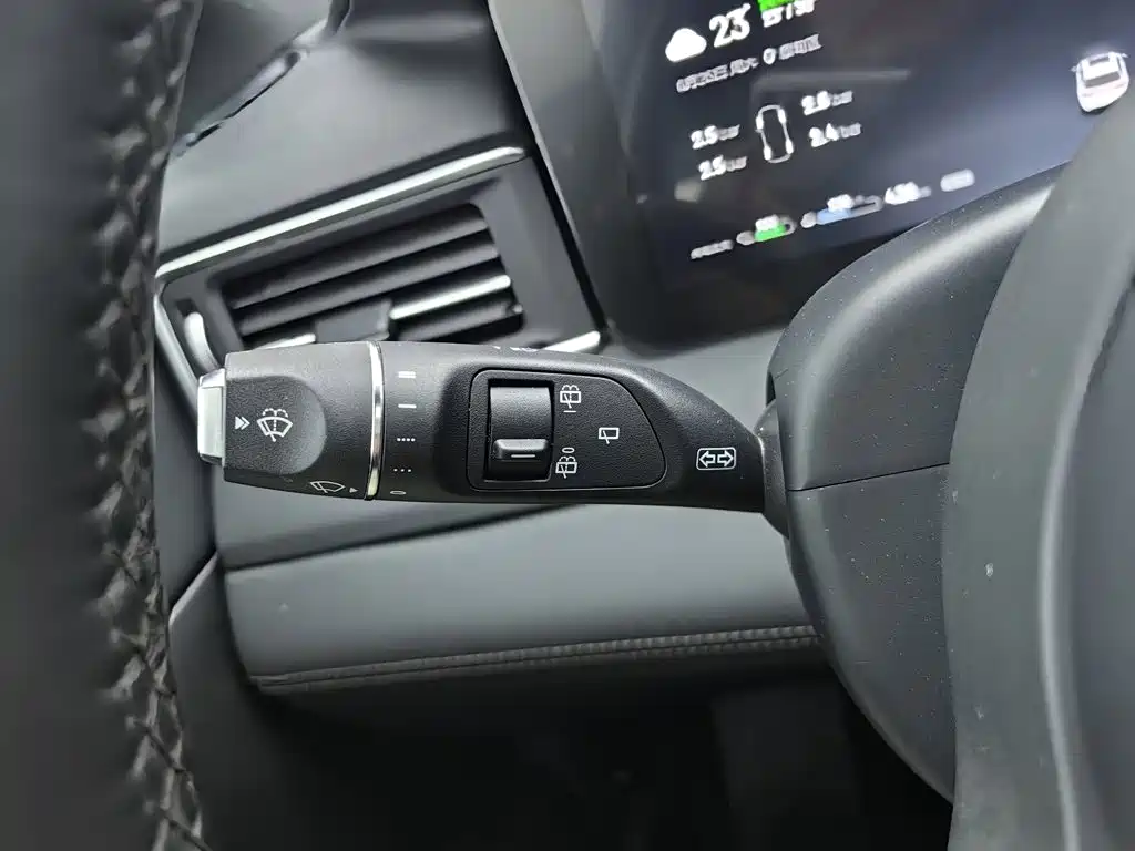 Li Auto Li ONE — миниатюра 21