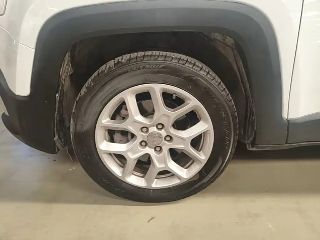 Jeep Renegade — миниатюра 23