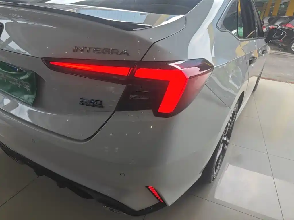 Honda Integra — миниатюра 8