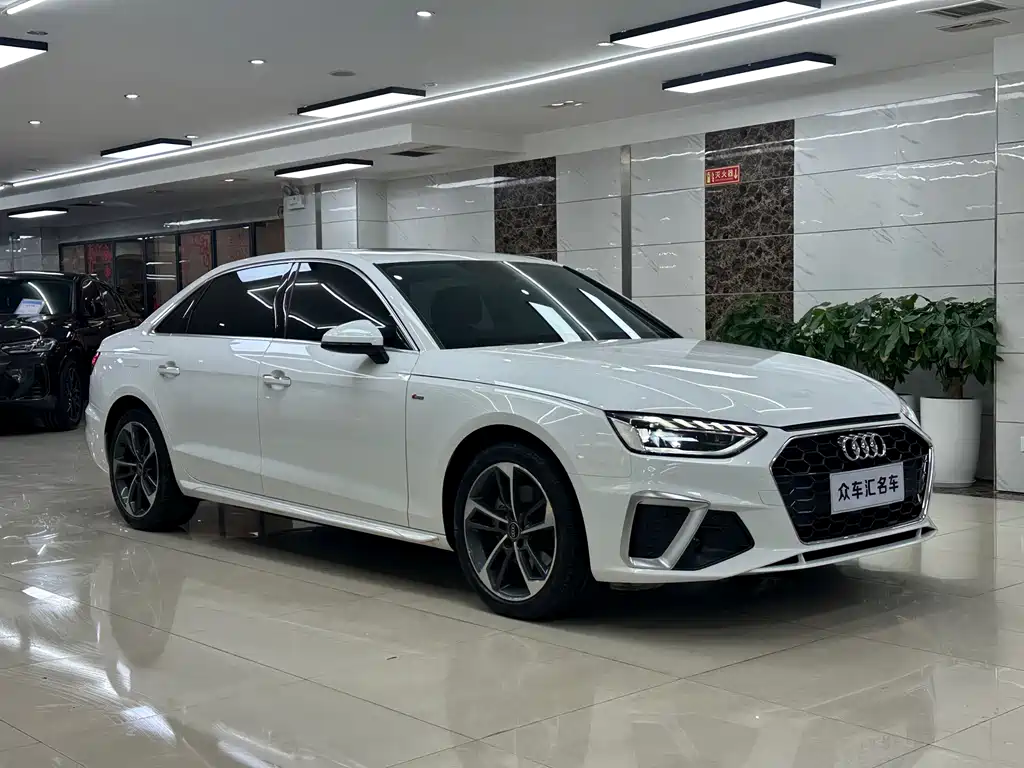 Audi A4L 2023 40 TFSI Fashion