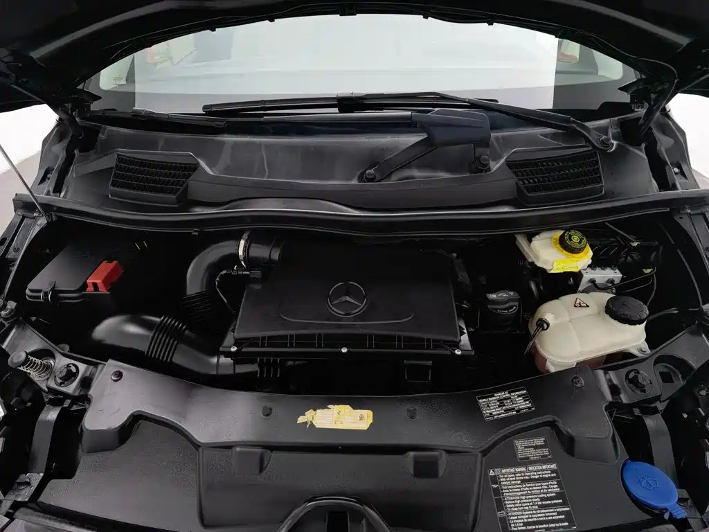 Mercedes-Benz — миниатюра 7