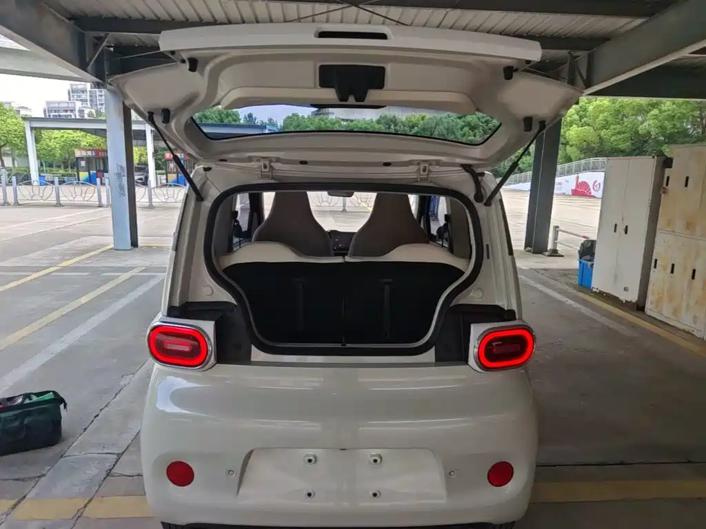 Wuling MINIEV — миниатюра 19