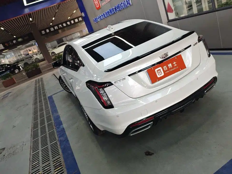 Cadillac CT5 — миниатюра 7
