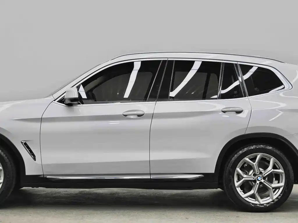BMW X3 — миниатюра 21