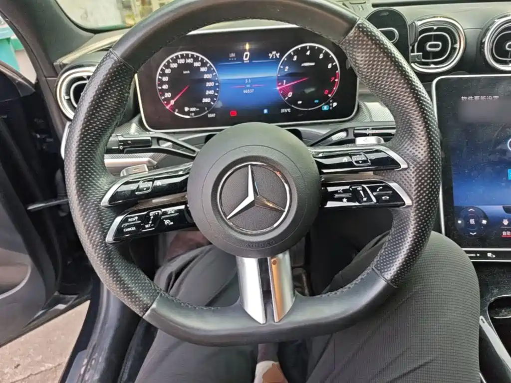 Mercedes-Benz C-Class — миниатюра 11