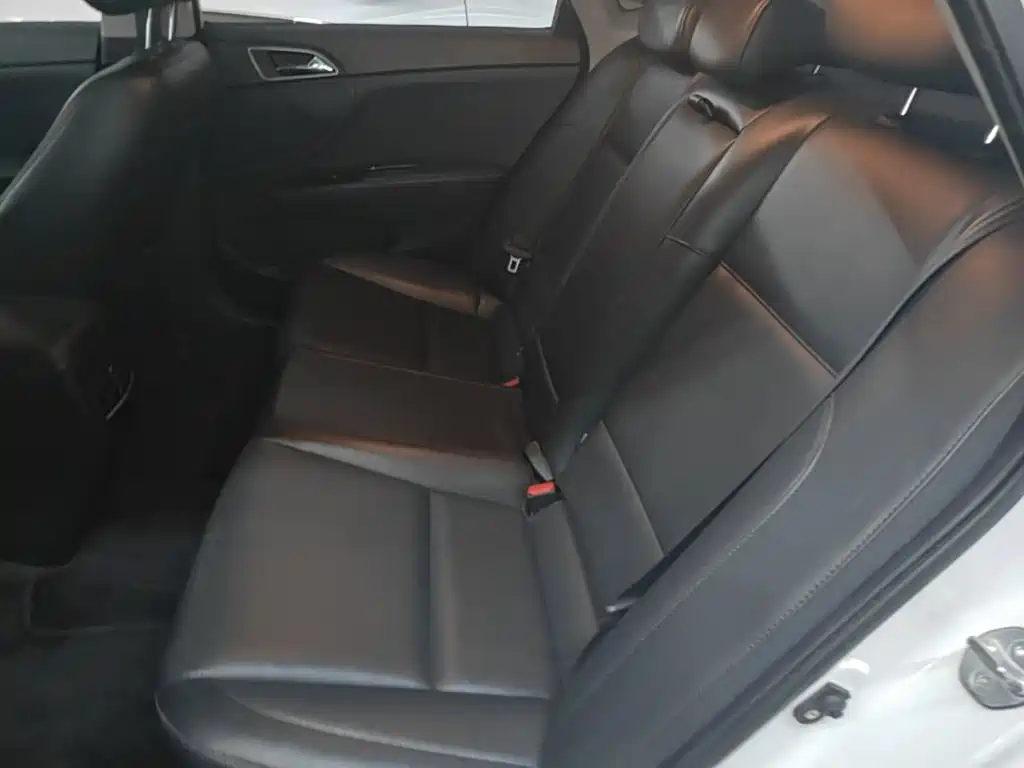 Hyundai Mistra — миниатюра 17