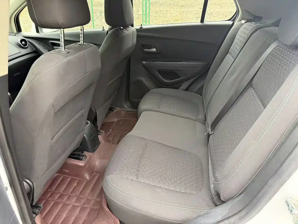 Chevrolet Trax — миниатюра 8