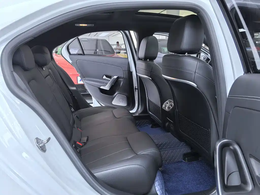 Mercedes-Benz A-Class A 2021 A 200 L Sport