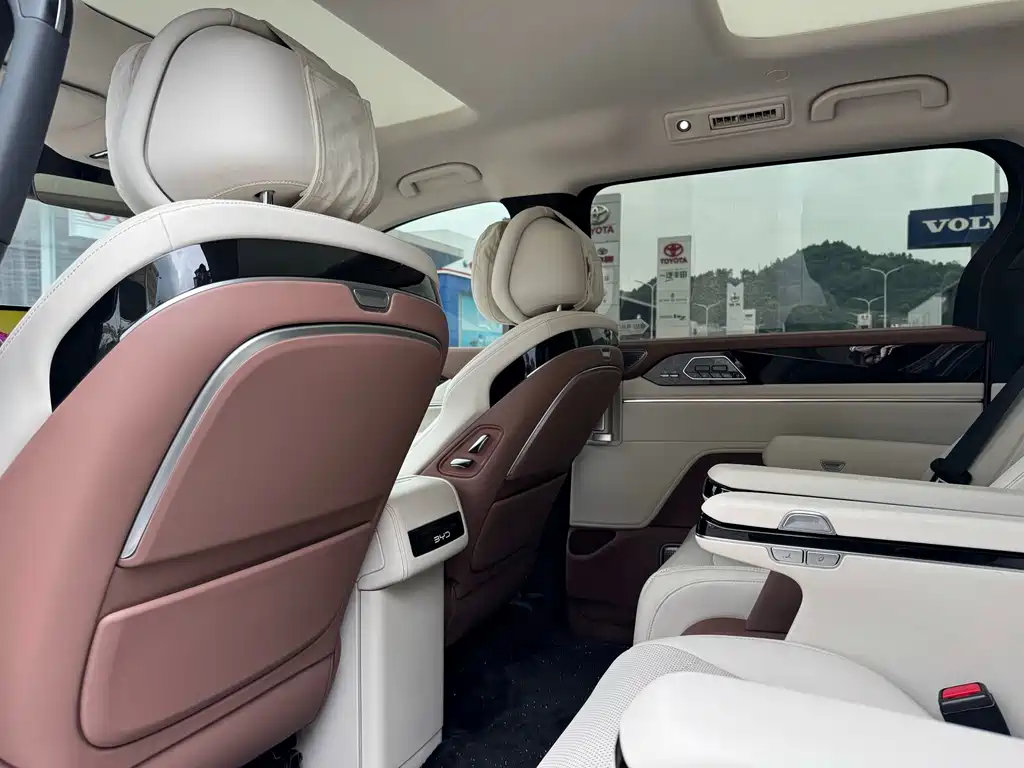 BYD Xia — миниатюра 15