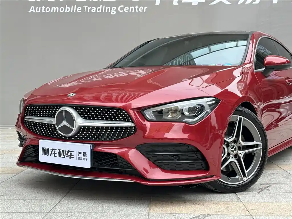MERCEDES-BENZ CLA
