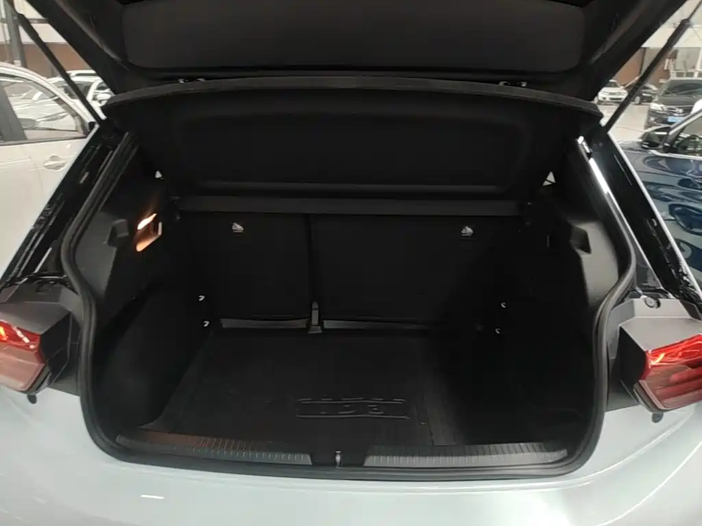 Volkswagen ID.3 — миниатюра 19