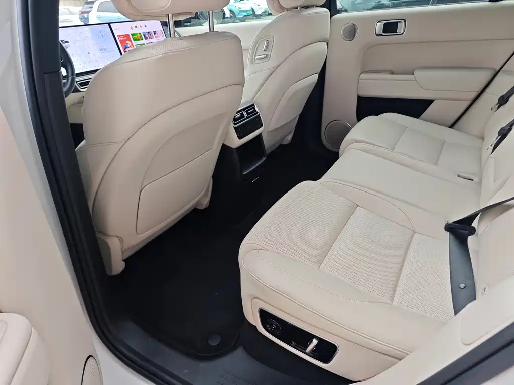 Li Auto Li L7 — миниатюра 9