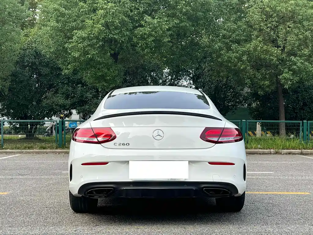 MERCEDES-BENZ C CLASS